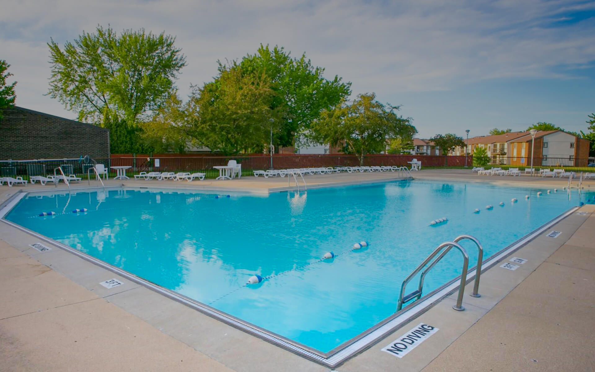 Oaks at Hampton Apartments Apartments in Rochester Hills, MI