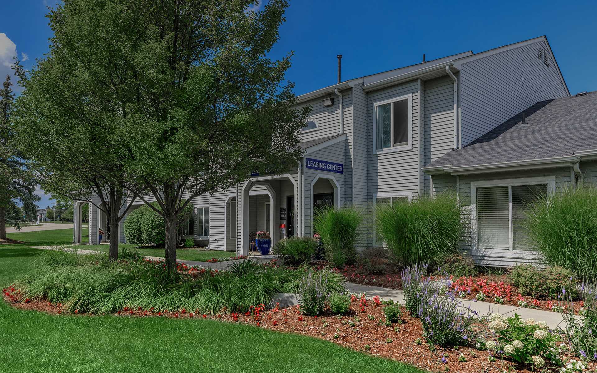 Oaks at Hampton Apartments Apartments in Rochester Hills, MI